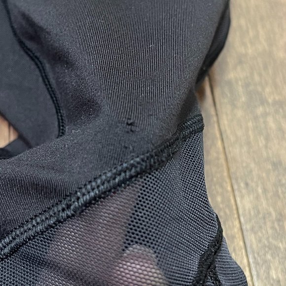 Ivivva Black Mesh Accent Leggings sz 7 - Picture 11 of 11